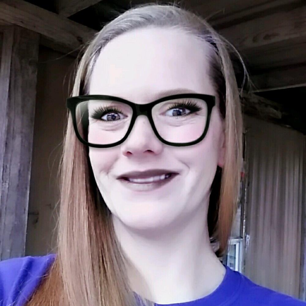 Meet your Posher, Kaci